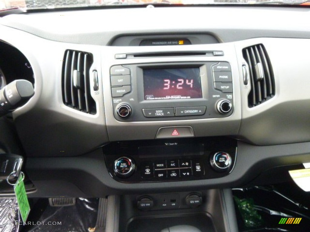 2014 Kia Sportage EX AWD Controls Photo #88352325