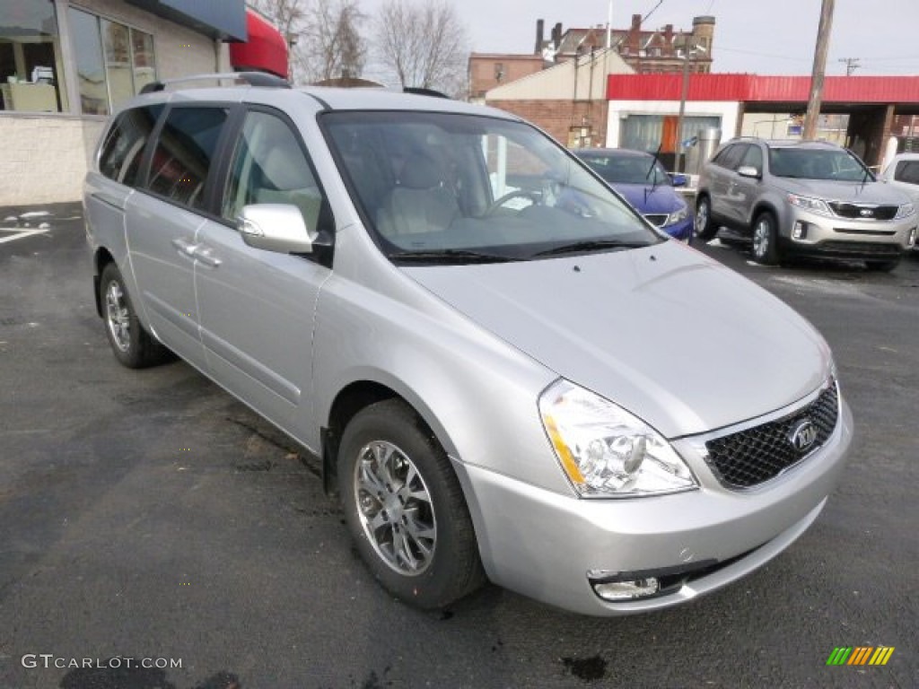 Bright Silver 2014 Kia Sedona LX Exterior Photo #88352465