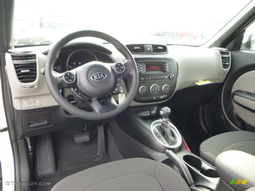 Gray Two-tone Houdstooth Woven Cloth Interior 2014 Kia Soul 1.6 Photo #88353152