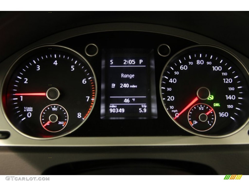 2009 Volkswagen Passat Komfort Sedan Gauges Photo #88358004