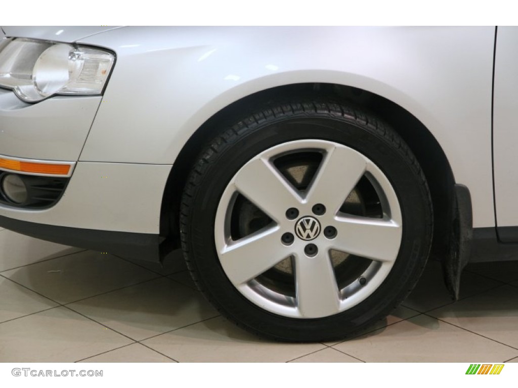 2009 Volkswagen Passat Komfort Sedan Wheel Photos