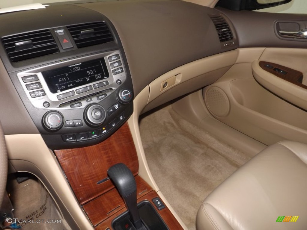 2006 Accord EX-L Sedan - Desert Mist Metallic / Ivory photo #14