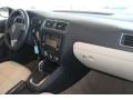 Black - Jetta SE Sedan Photo No. 34