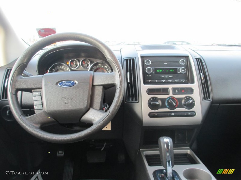 2010 Ford Edge SE AWD Dashboard Photos