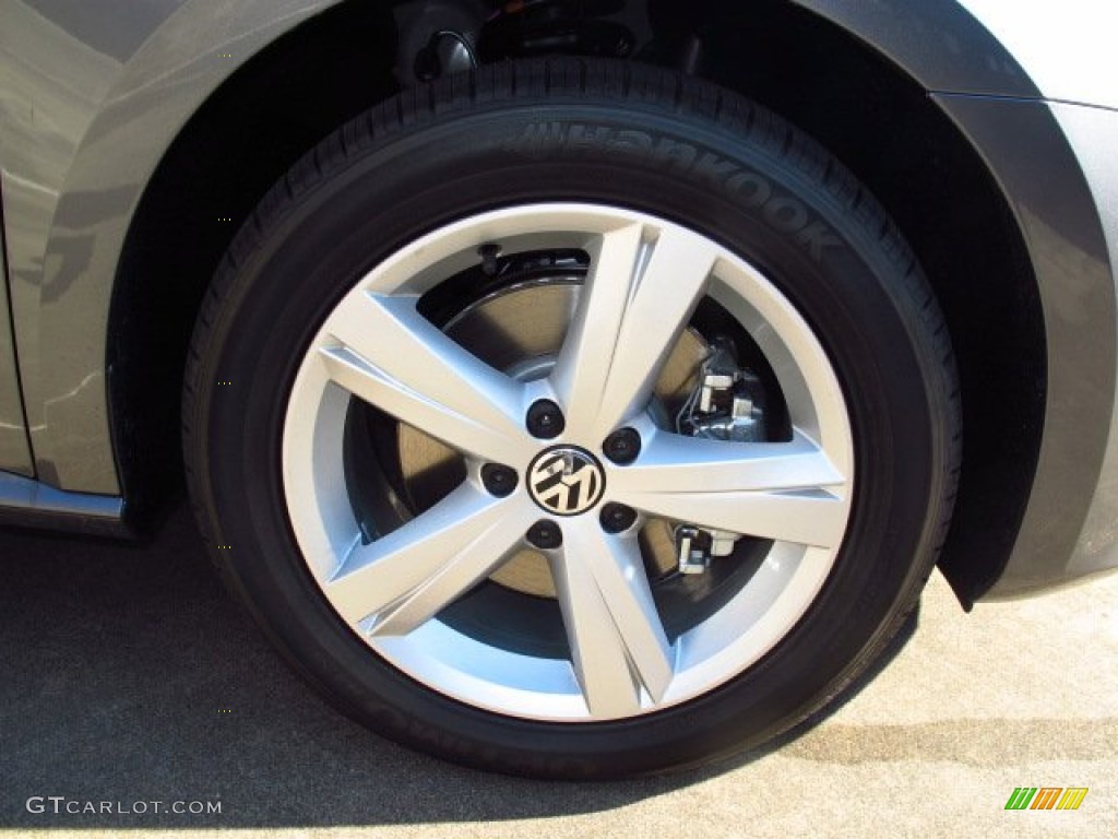 2014 Volkswagen Passat 1.8T Wolfsburg Edition Wheel Photo #88364230