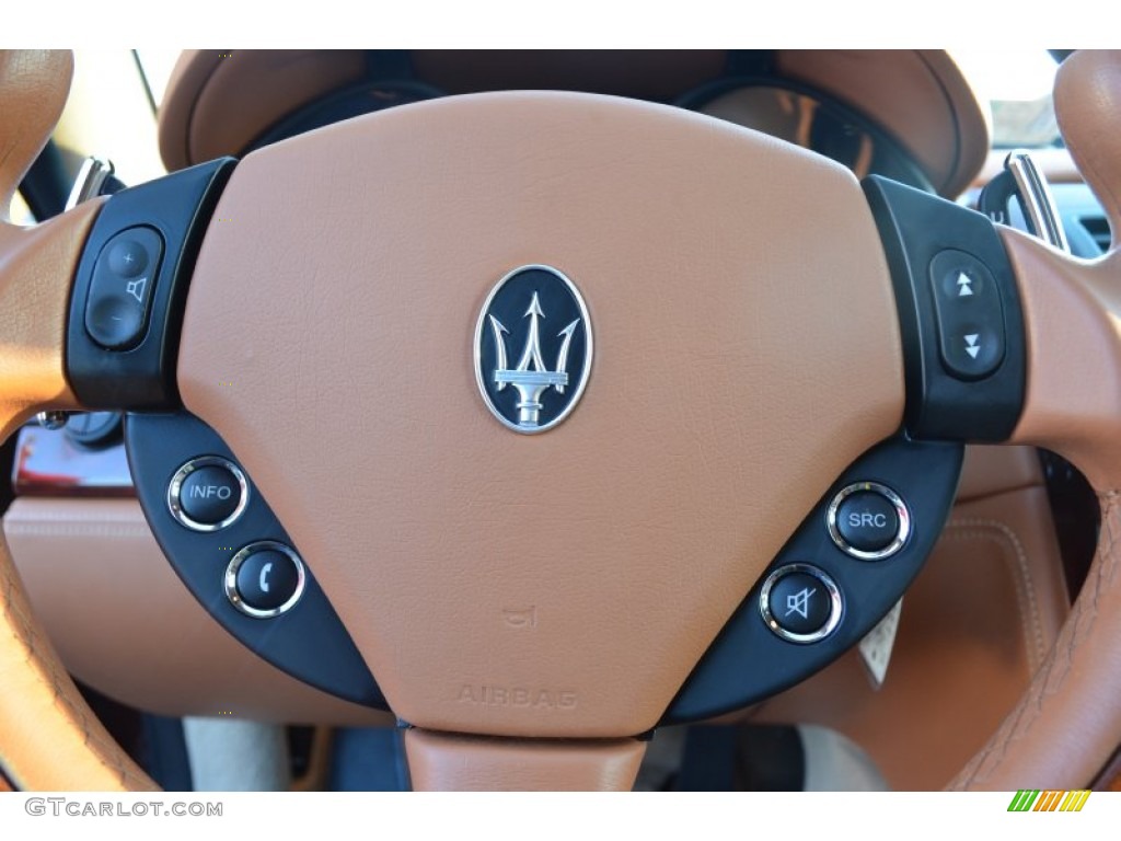 2006 Maserati Quattroporte Executive GT Steering Wheel Photos