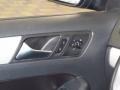 Black - Jetta TDI Sedan Photo No. 23