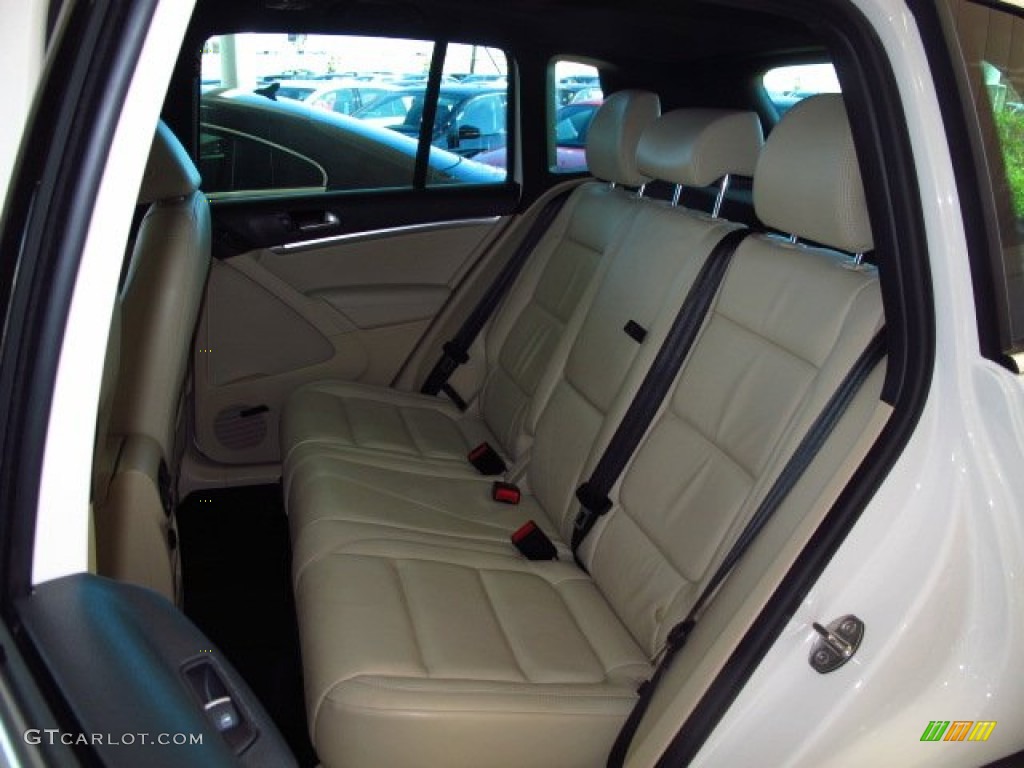 2014 Volkswagen Tiguan R-Line Rear Seat Photo #88372670