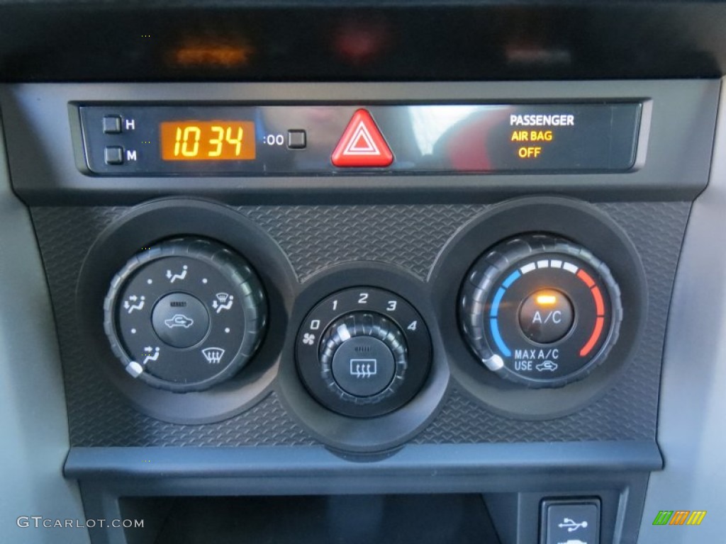 2014 Scion FR-S Standard FR-S Model Controls Photo #88374188