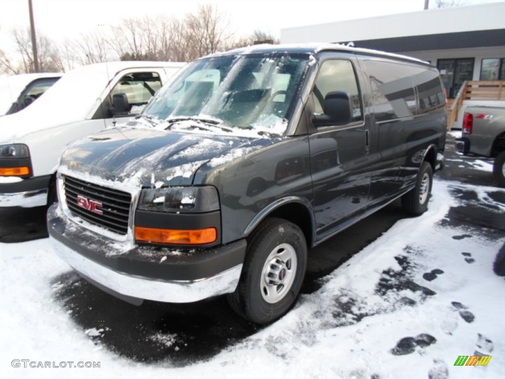 2014 Savana Van LS 2500 Passenger - Cyber Gray Metallic / Medium Pewter photo #1