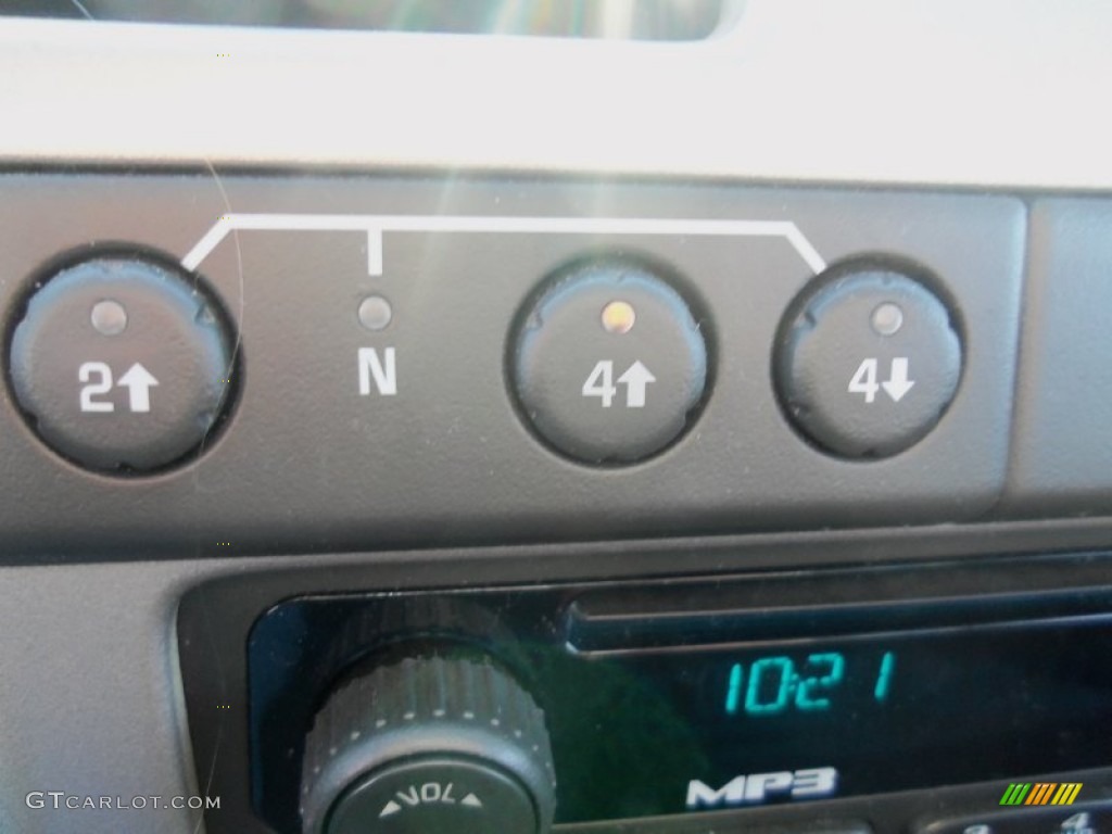 2007 GMC Canyon SLE Extended Cab 4x4 Controls Photos