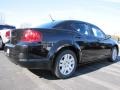 Black Clear Coat - Avenger SE Photo No. 3