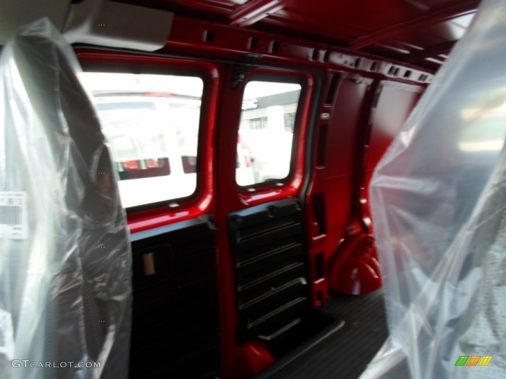 2014 Savana Van 2500 Cargo - Fire Red / Medium Pewter photo #5