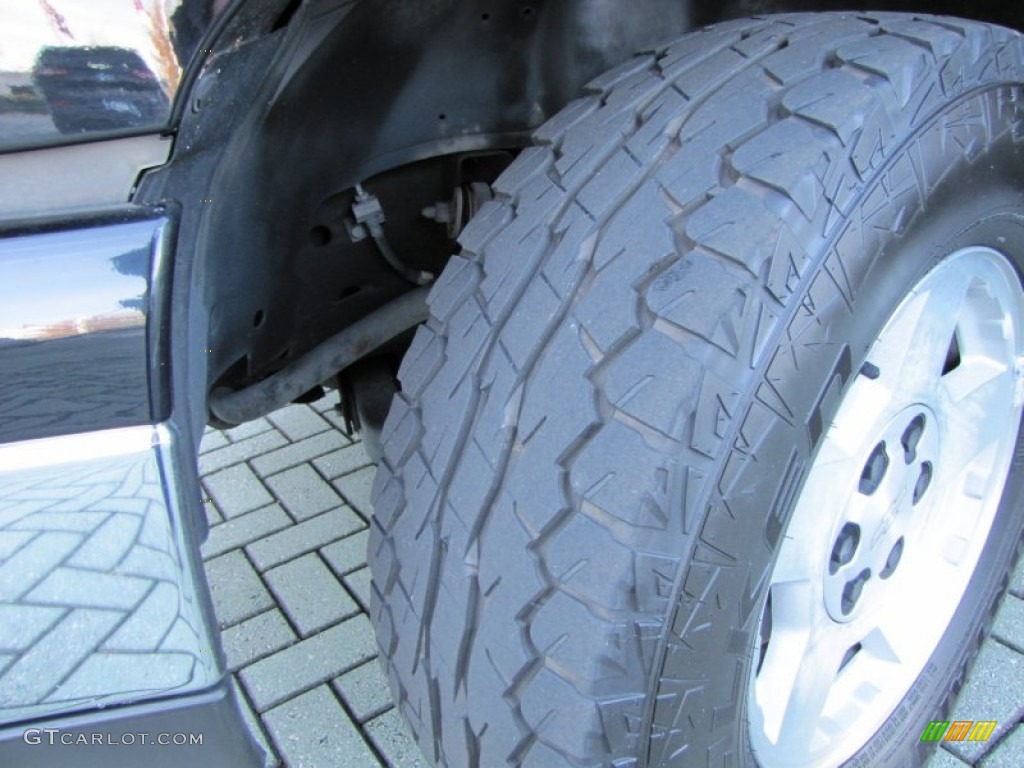 2006 Silverado 1500 LS Crew Cab - Black / Dark Charcoal photo #34