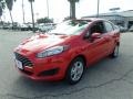 Race Red - Fiesta SE Sedan Photo No. 1