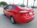 Race Red - Fiesta SE Sedan Photo No. 3