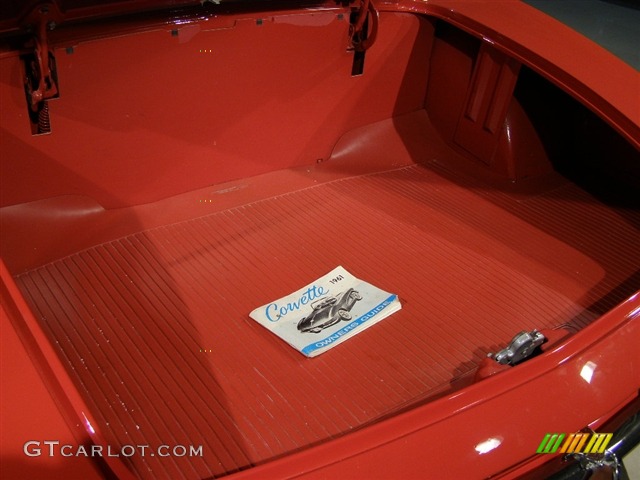 1961 Corvette Convertible - Roman Red / Red photo #15