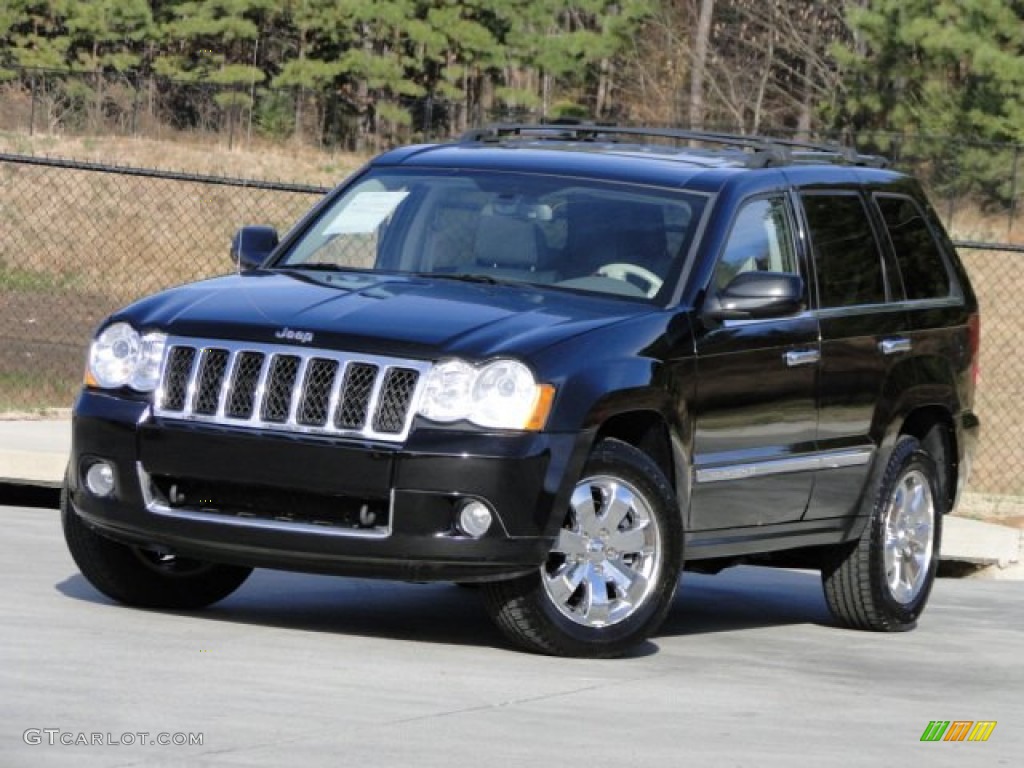 Black Jeep Grand Cherokee