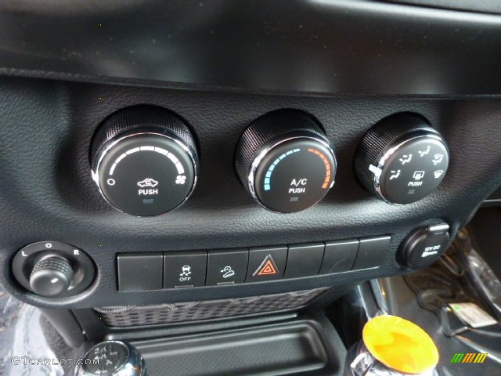 2014 Wrangler Unlimited Sport 4x4 - Amp
