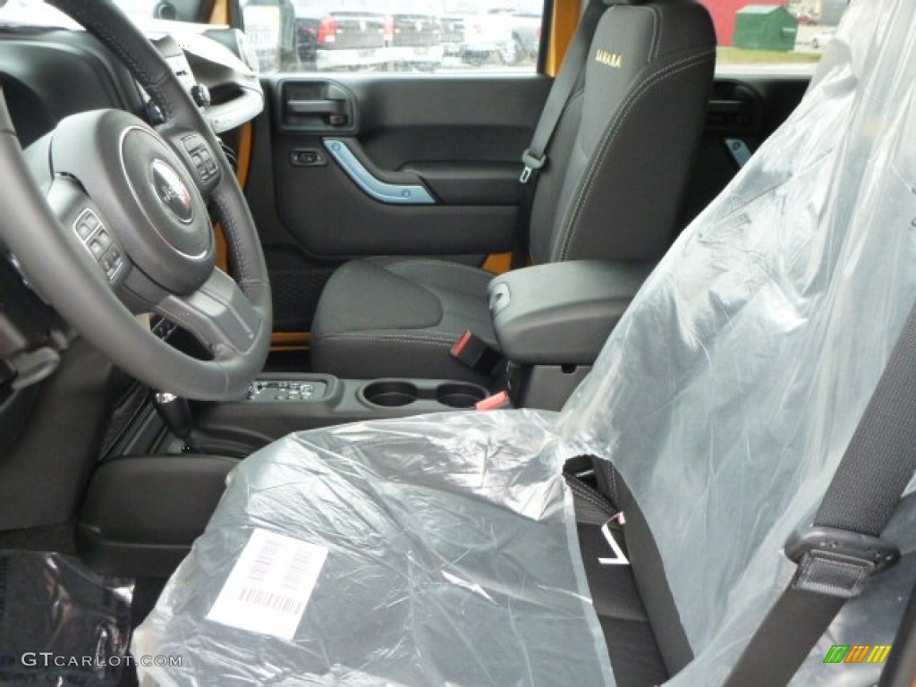2014 Wrangler Unlimited Sahara 4x4 - Amp