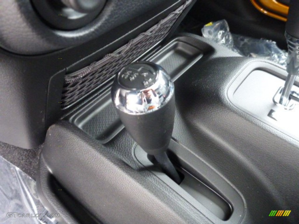 2014 Wrangler Unlimited Sahara 4x4 - Amp