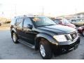 2008 Super Black Nissan Pathfinder SE 4x4  photo #3