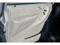 Bright Silver Metallic - Caravan SXT Photo No. 10