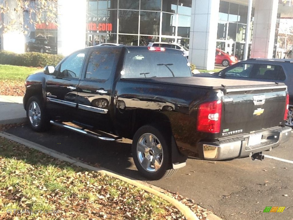 2011 Silverado 1500 LT Crew Cab - Black / Ebony photo #2