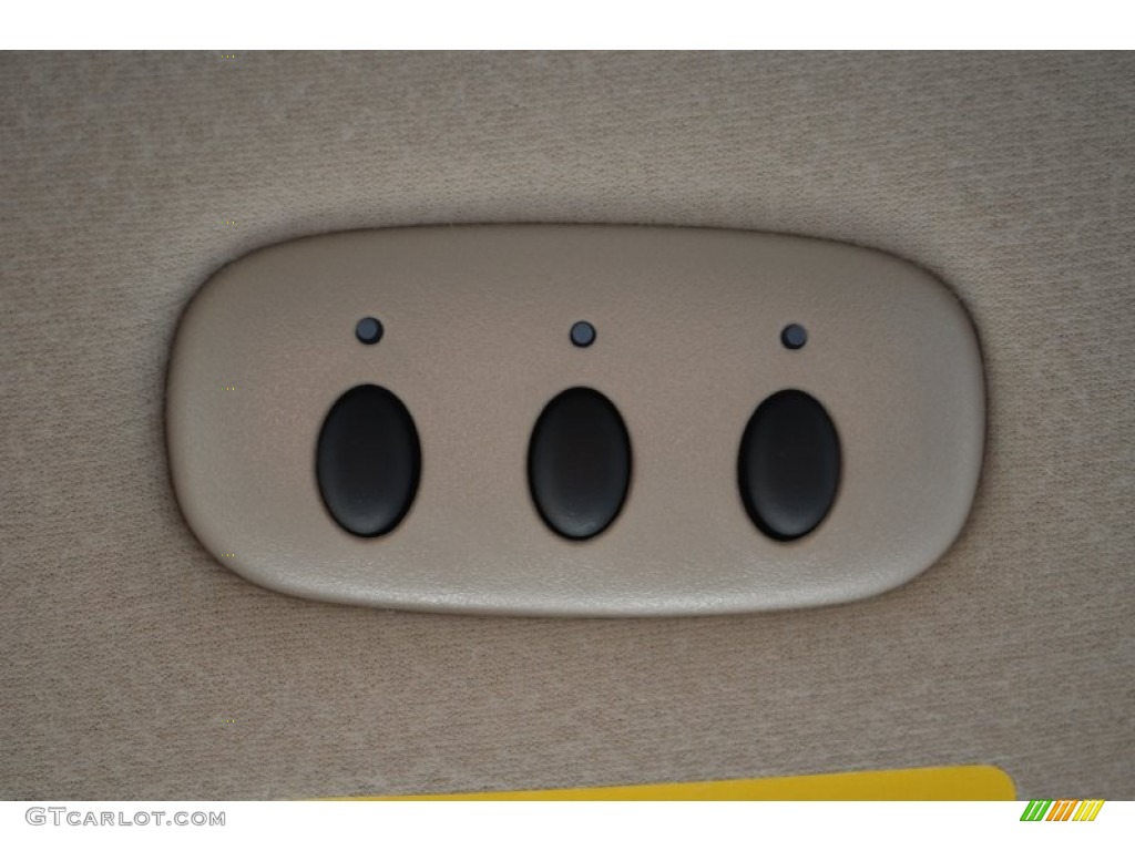 2014 Ford Expedition Limited 4x4 Controls Photo #88409892