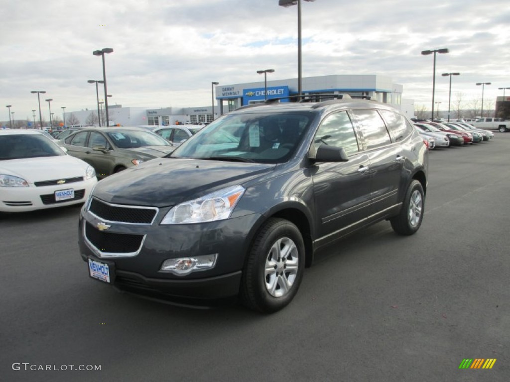 2011 Traverse LS AWD - Cyber Gray Metallic / Dark Gray/Light Gray photo #2