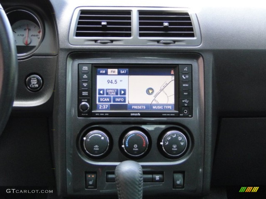 2009 Dodge Challenger SRT8 Controls Photo #88413081