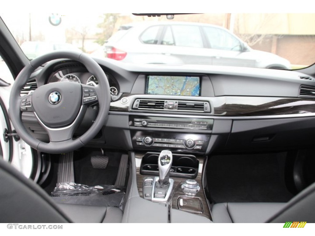 2013 BMW 5 Series ActiveHybrid 5 Black Dashboard Photo #88413489