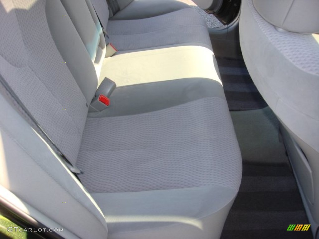 2011 Camry LE - Spruce Green Mica / Ash photo #13