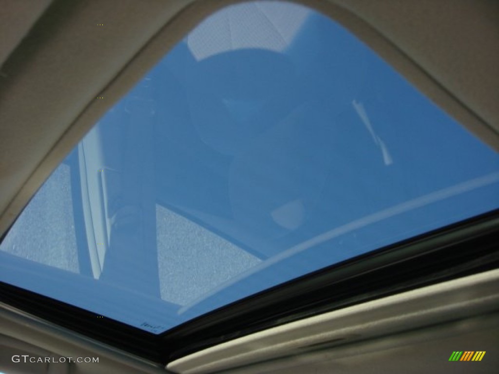 2011 Camry LE - Spruce Green Mica / Ash photo #16