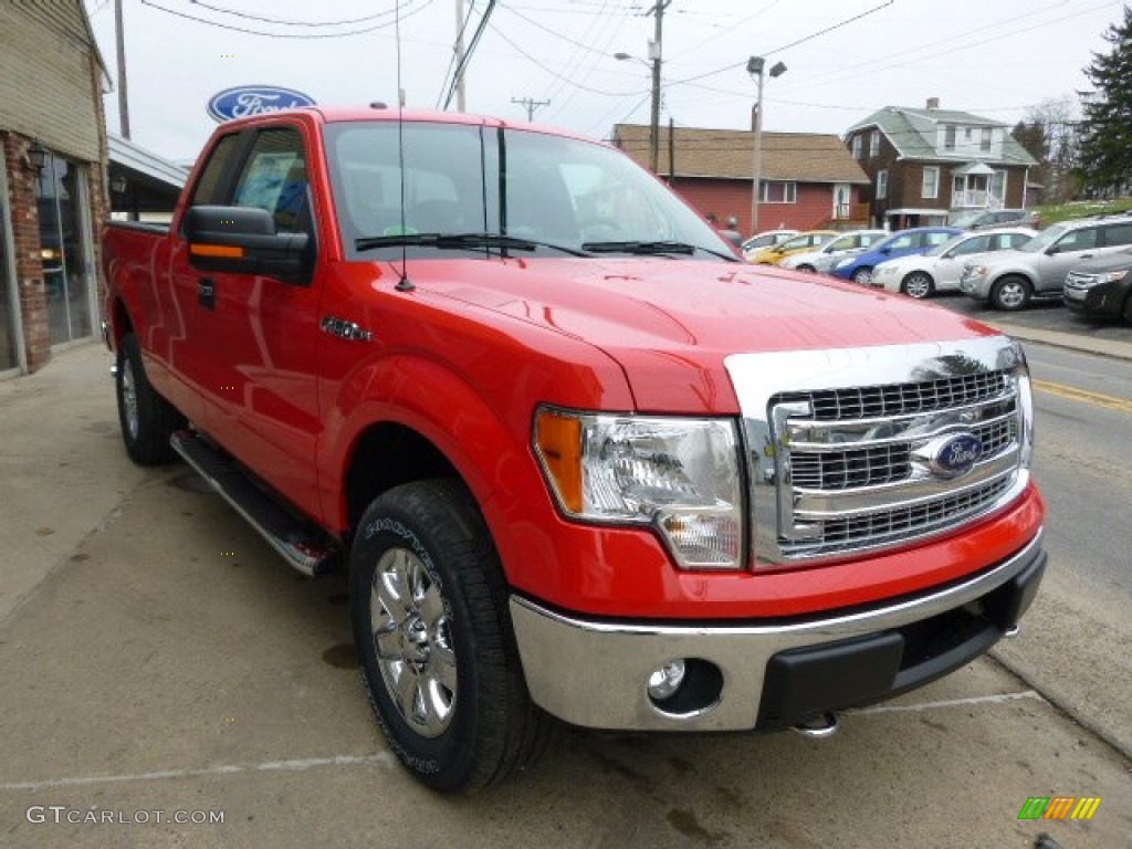2014 F150 XLT SuperCab 4x4 - Race Red / Steel Grey photo #3