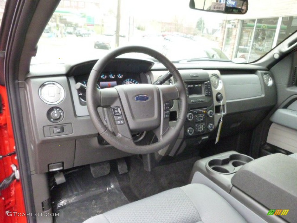 Steel Grey Interior 2014 Ford F150 XLT SuperCab 4x4 Photo #88416385