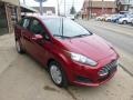 Ruby Red - Fiesta SE Sedan Photo No. 3