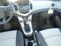 Summit White - Cruze LS Photo No. 6