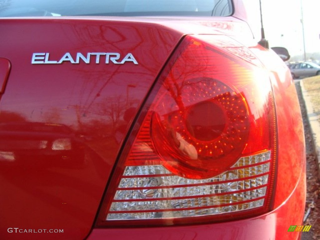 2005 Elantra GT Sedan - Rally Red / Beige photo #19