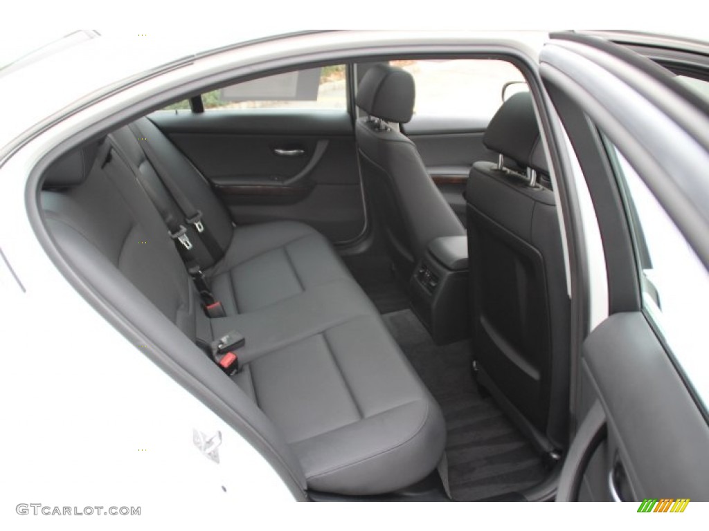 2011 3 Series 335i xDrive Sedan - Alpine White / Black photo #23