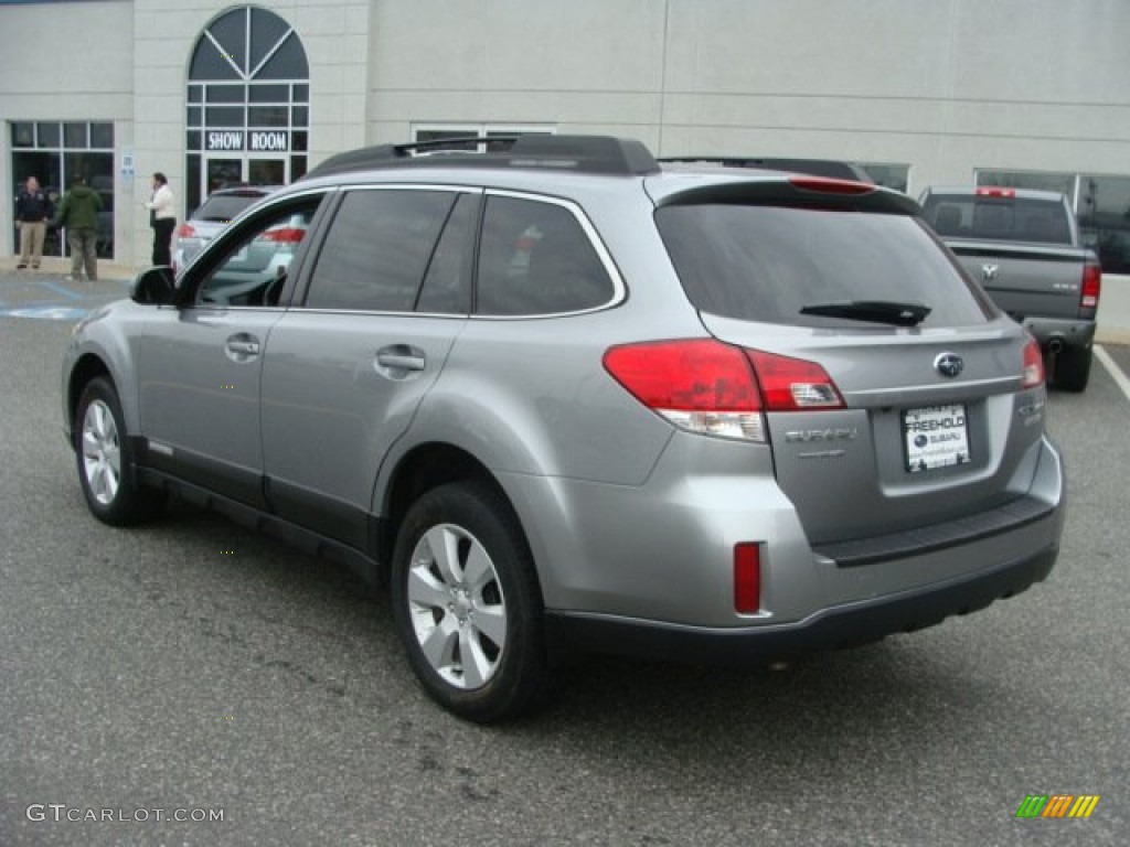 2011 Outback 2.5i Premium Wagon - Steel Silver Metallic / Off Black photo #7