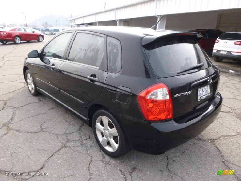 2008 Spectra 5 SX Wagon - Black / Black photo #6