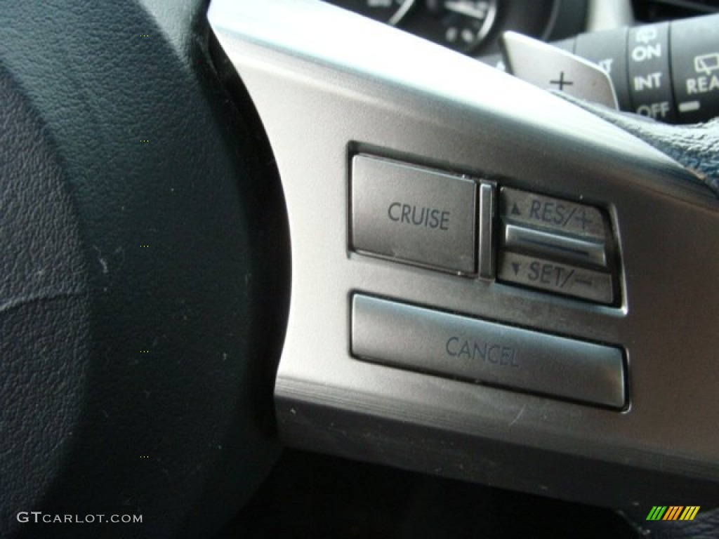 2011 Outback 2.5i Premium Wagon - Steel Silver Metallic / Off Black photo #20