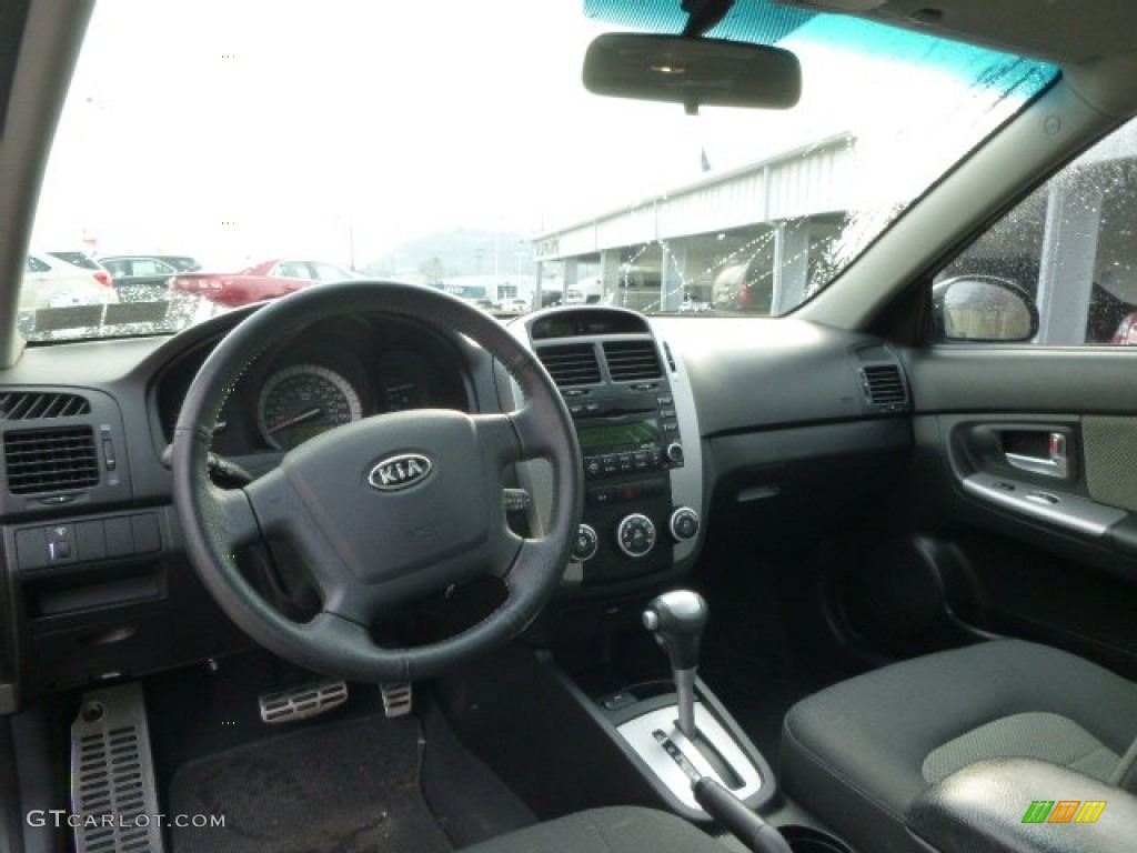 2008 Spectra 5 SX Wagon - Black / Black photo #14