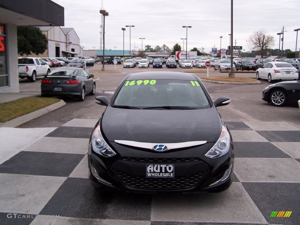 2011 Sonata Hybrid - Midnight Black / Camel photo #2