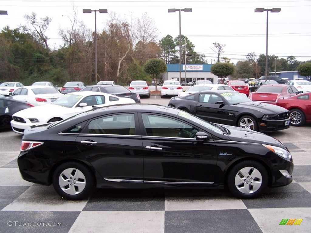 2011 Sonata Hybrid - Midnight Black / Camel photo #3