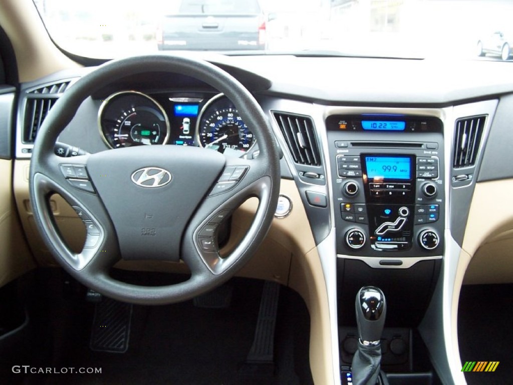 2011 Sonata Hybrid - Midnight Black / Camel photo #15