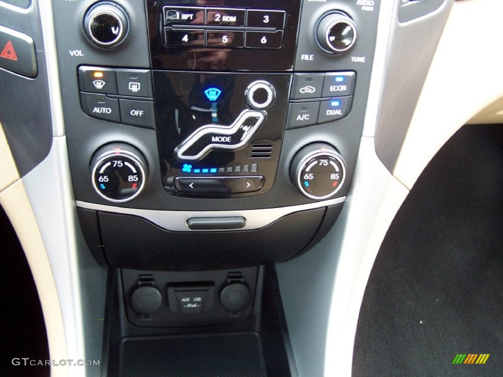 2011 Sonata Hybrid - Midnight Black / Camel photo #18