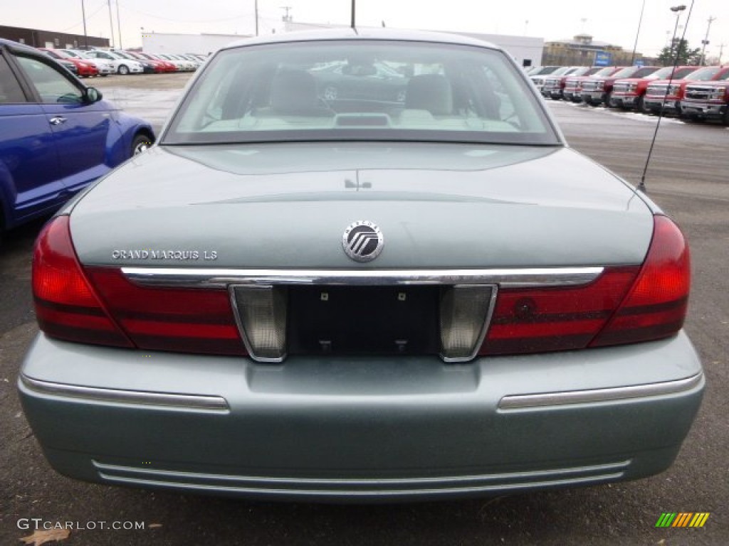 2005 Grand Marquis LS - Light Tundra Metallic / Light Flint photo #3