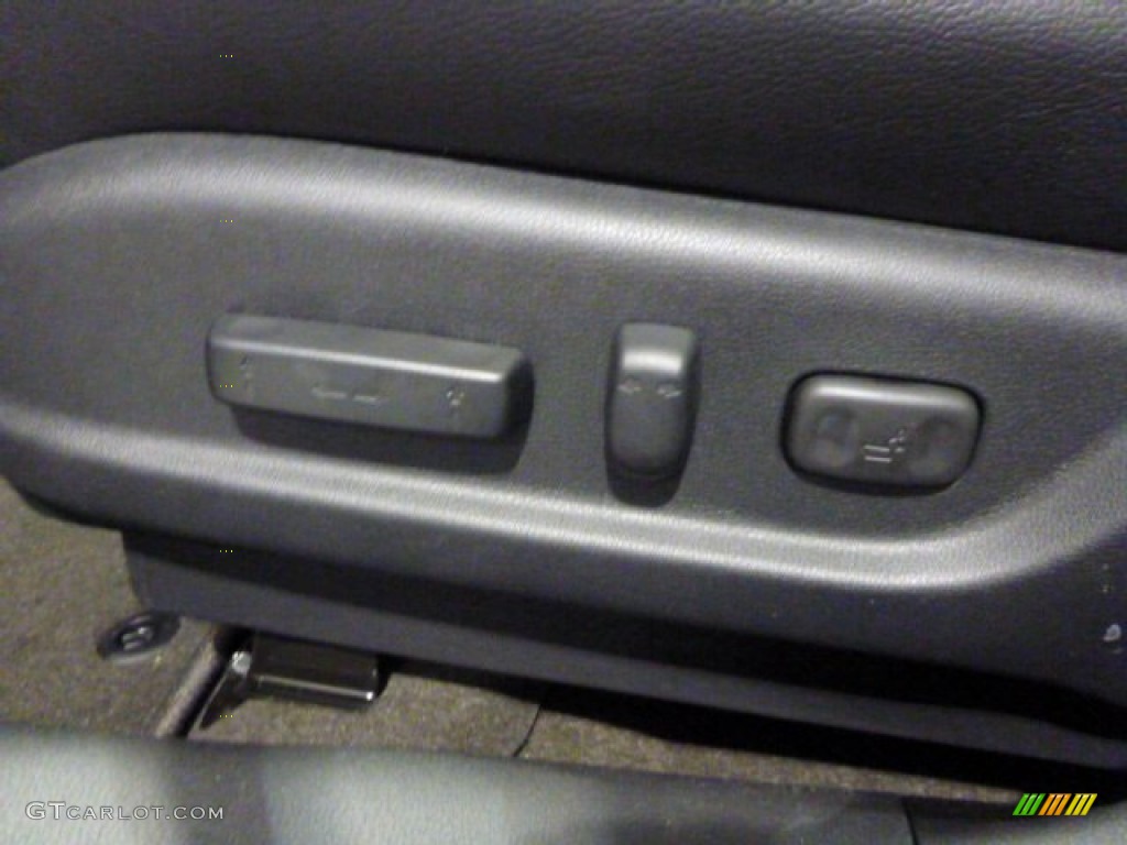 2014 Honda Crosstour EX-L V6 4WD Controls Photo #88425639